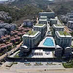 Luxury Seaview With 9000 M2 Access *