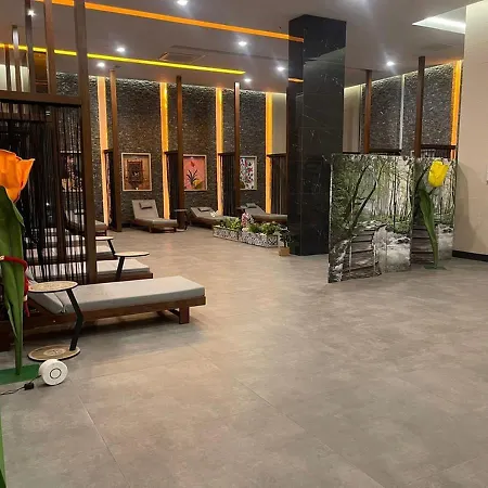 Luxury Seaview With 9000 M2 Access וילה אלאניה