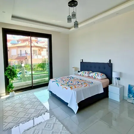 Luxury Seaview With 9000 M2 Access וילה