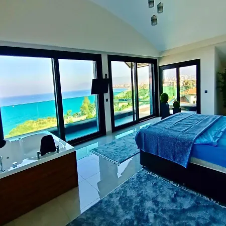וילה Luxury Seaview With 9000 M2 Access