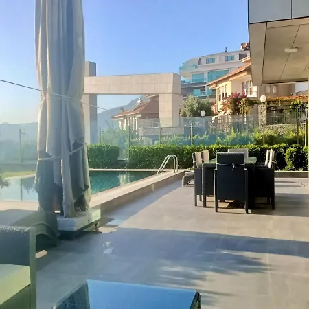 Luxury Seaview With 9000 M2 Access * Αλάνια