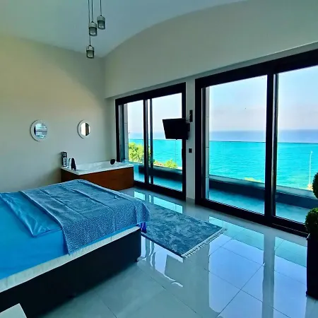 Luxury Seaview With 9000 M2 Access