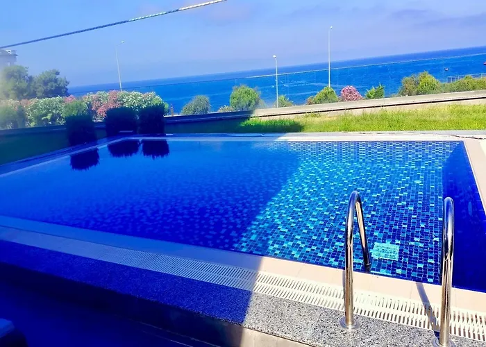 Villa Luxury Seaview With 9000 M2 Access Alanya