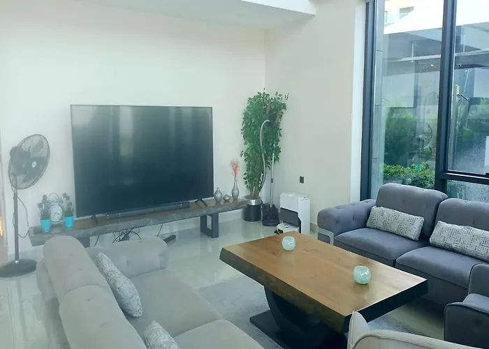 Luxury Seaview With 9000 M2 Access Villa Alanya