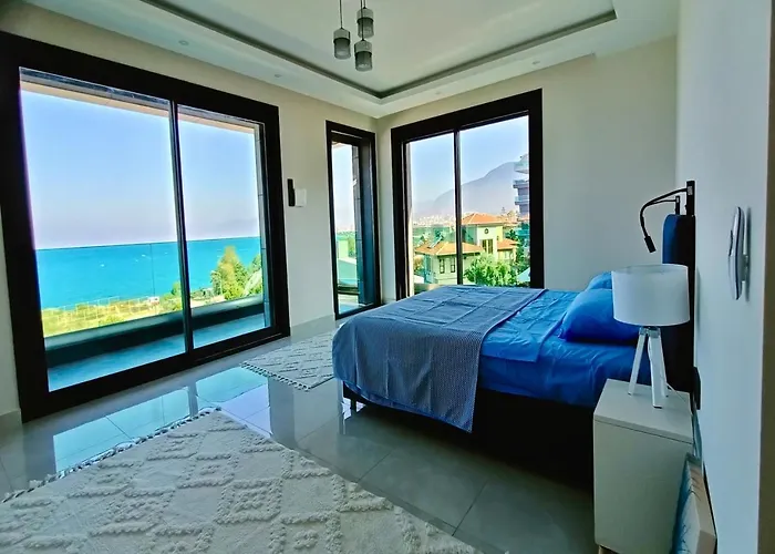 Villa Luxury Seaview With 9000 M2 Access *