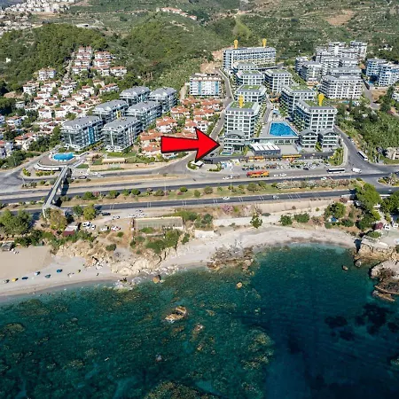 Luxury Seaview With 9000 M2 Access *
