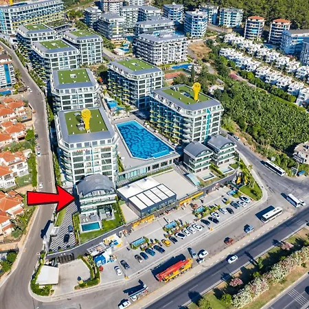 Luxury Seaview With 9000 M2 Access * Alanya