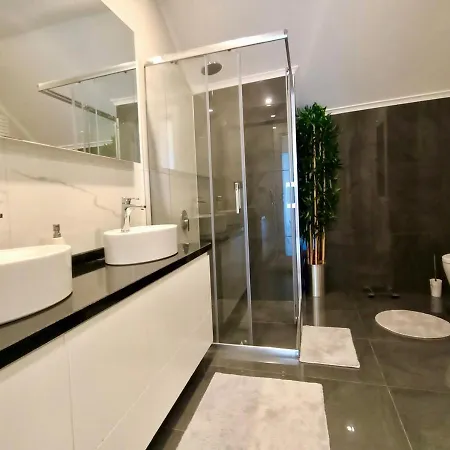 Villa Luxury Seaview With 9000 M2 Access Alanya