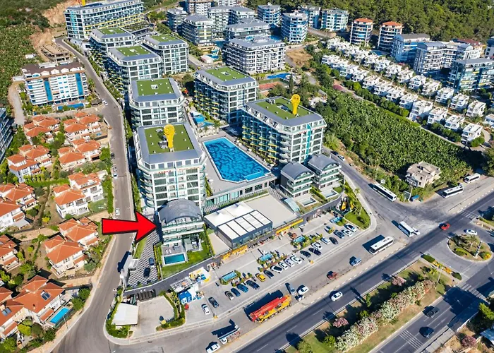 Luxury Seaview With 9000 M2 Access * Alanya