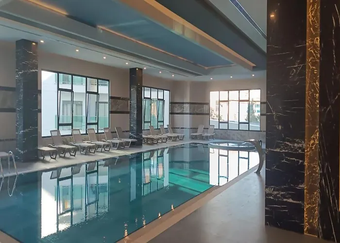Vila Luxury Seaview With 9000 M2 Access Alanya
