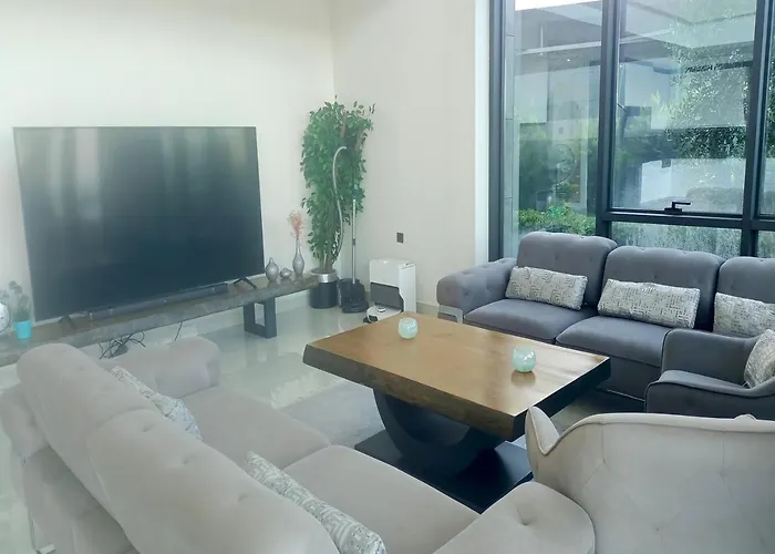 Luxury Seaview With 9000 M2 Access Villa Alanya