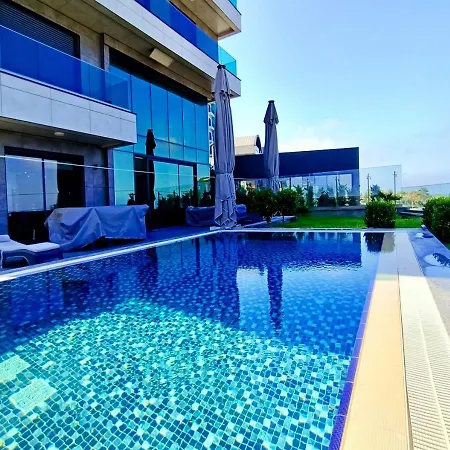 Luxury Seaview With 9000 M2 Access 알란야